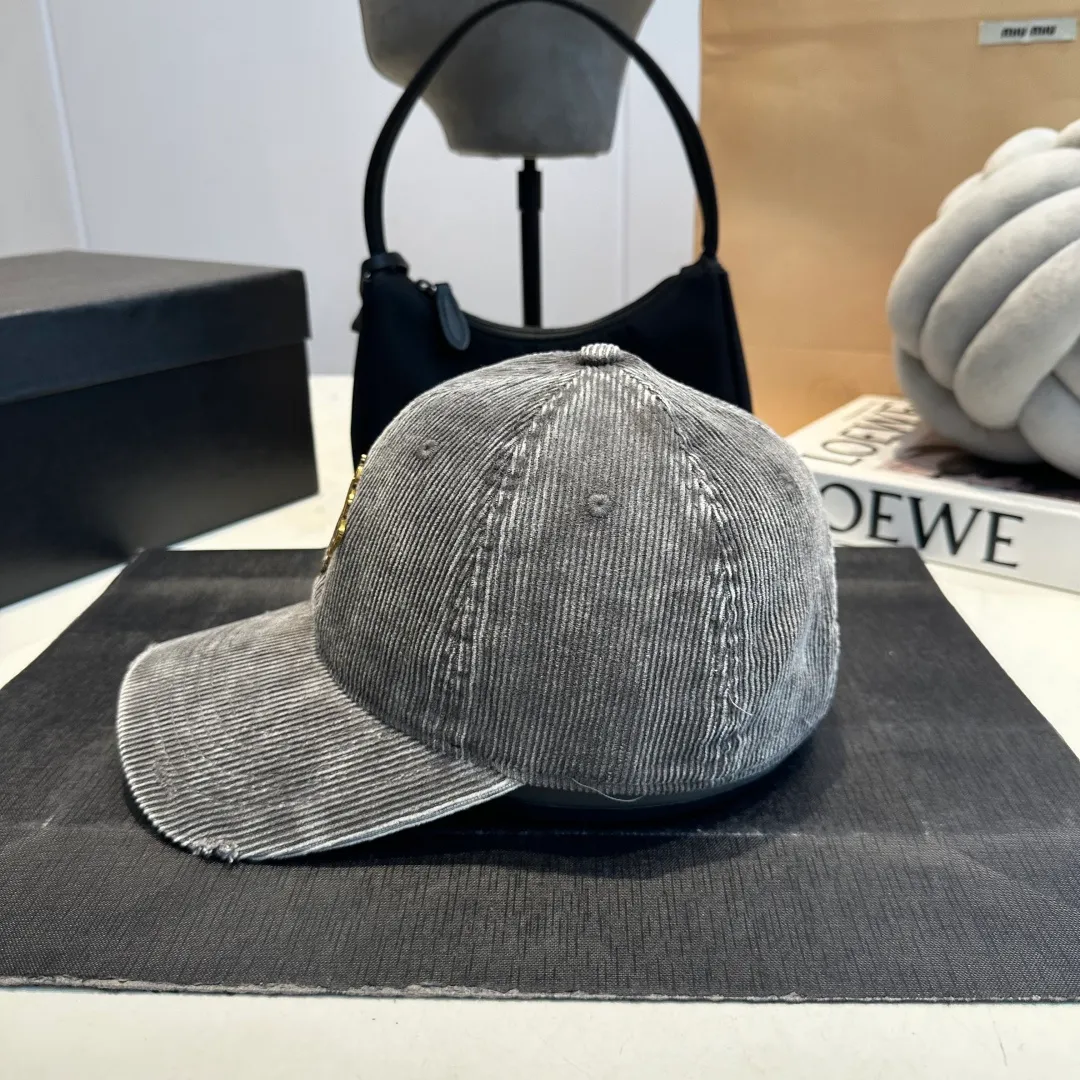 P50 Chrome Hearts 💓Early spring Korean style fashion retro distressed hole hat worn design versatile baseball cap peaked cap